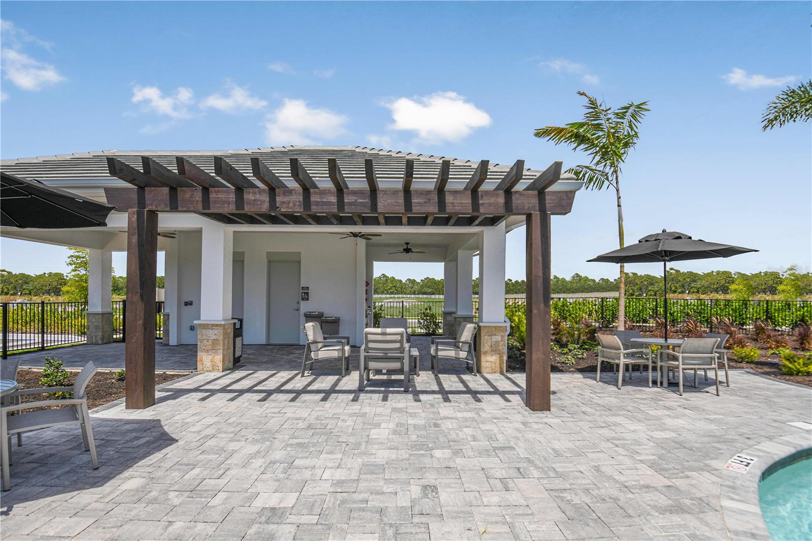 10656 ORBIT TER, SARASOTA, FL, 34241