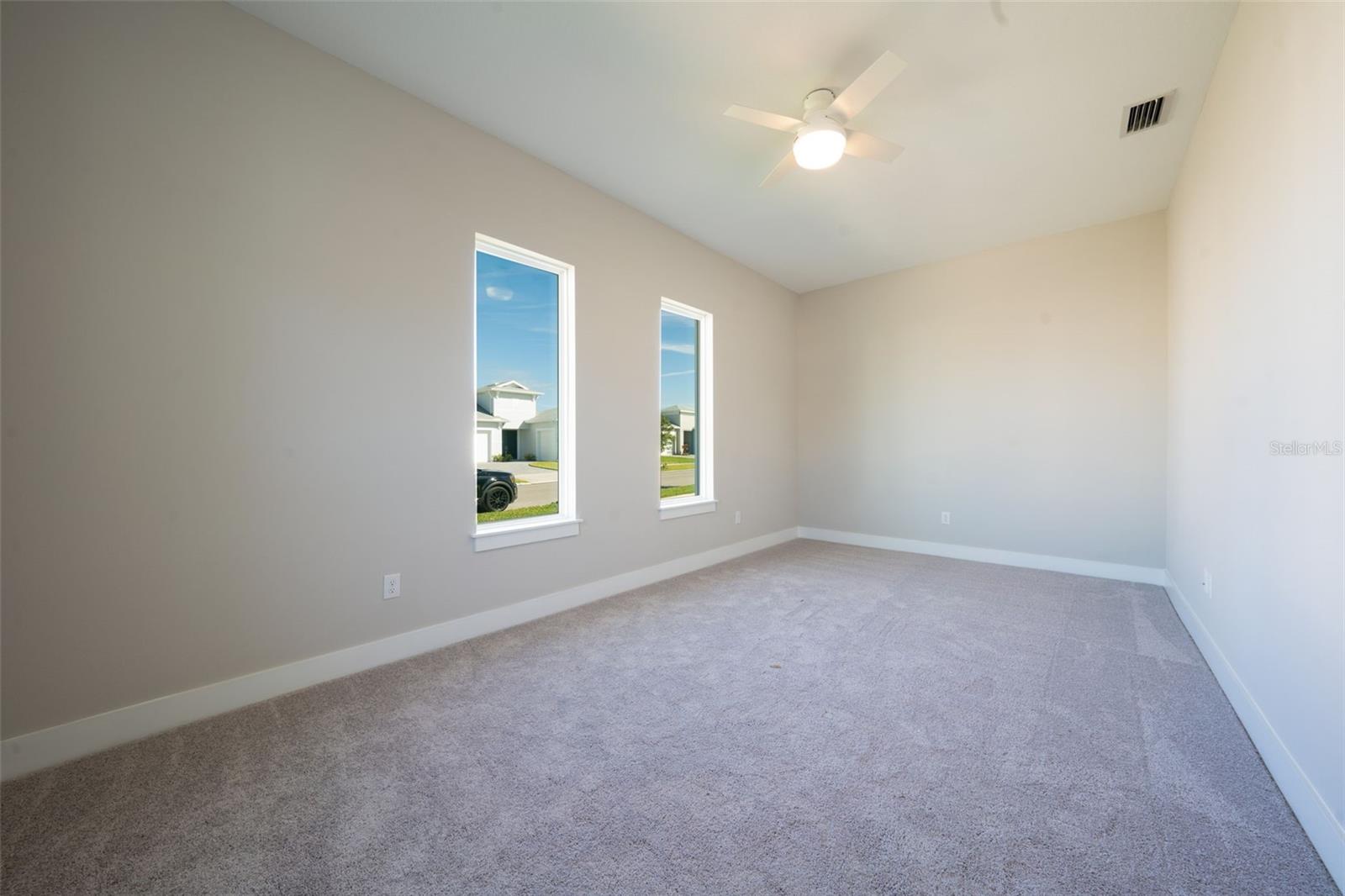 8178 IVY STARK BLVD, WESLEY CHAPEL, FL, 33545