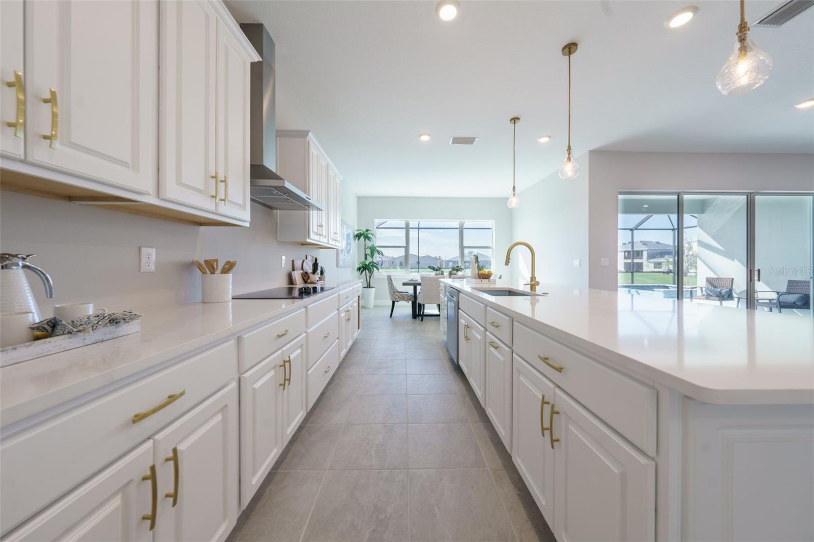 8178 IVY STARK BLVD, WESLEY CHAPEL, FL, 33545
