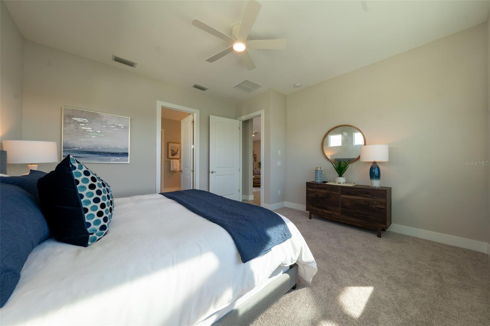 8178 IVY STARK BLVD, WESLEY CHAPEL, FL, 33545