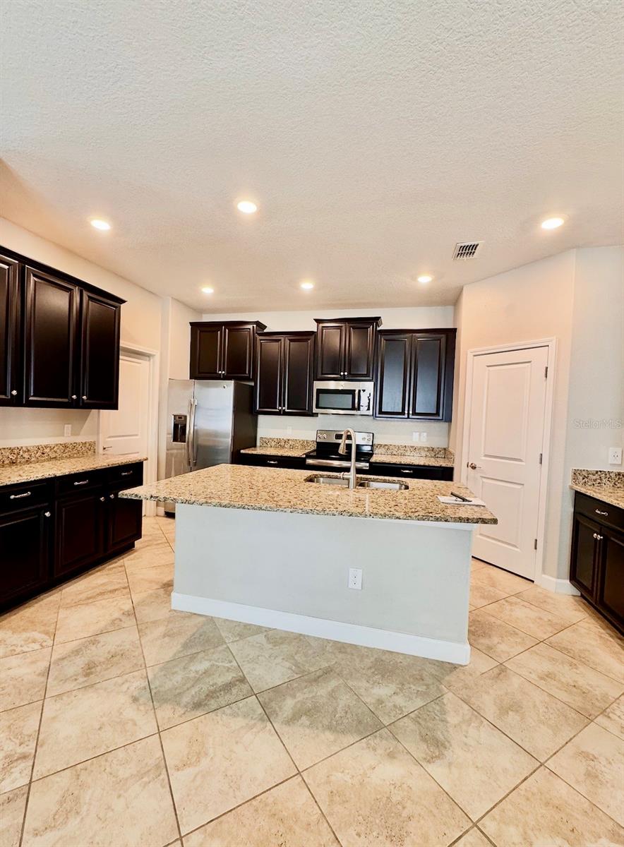14023 TROPICAL KINGBIRD WAY, RIVERVIEW, FL, 33579