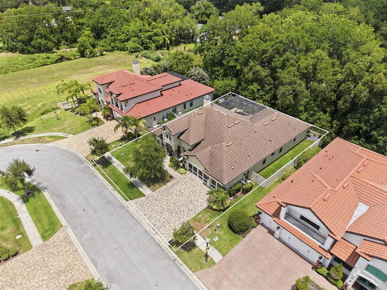 2165 MAJESTIC OAKS BLVD, CLEARWATER, FL, 33759