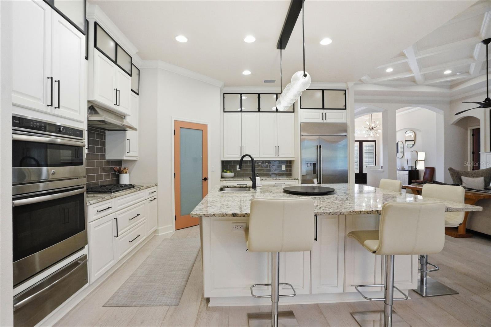 2165 MAJESTIC OAKS BLVD, CLEARWATER, FL, 33759