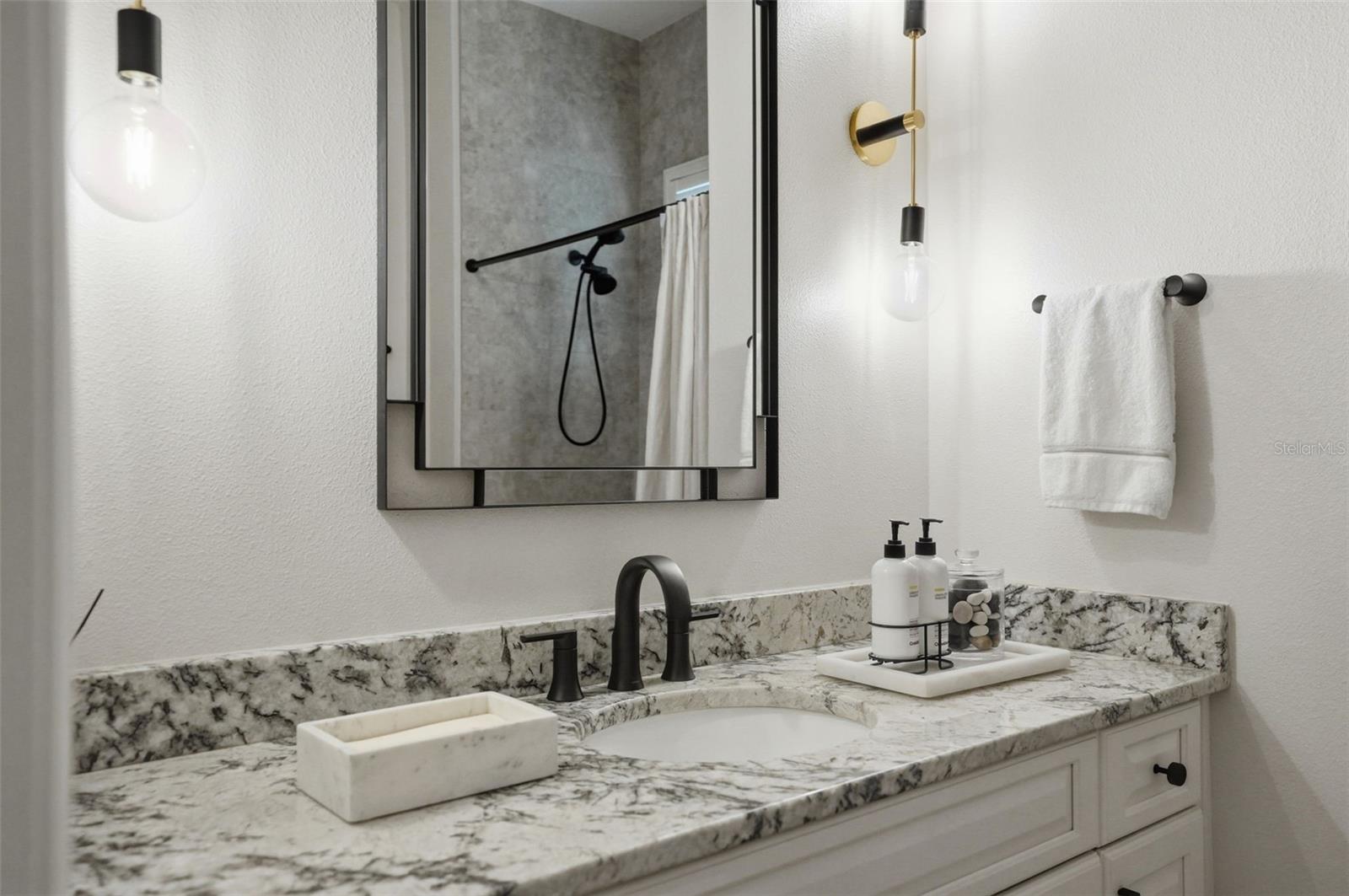 2165 MAJESTIC OAKS BLVD, CLEARWATER, FL, 33759