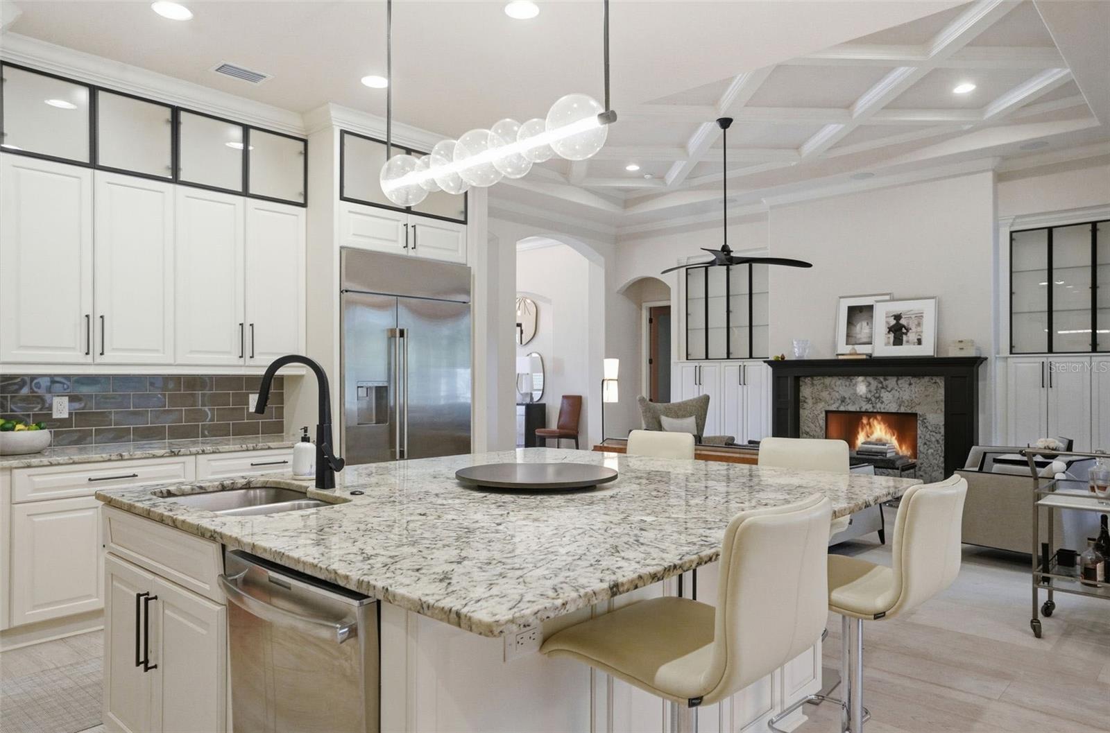 2165 MAJESTIC OAKS BLVD, CLEARWATER, FL, 33759