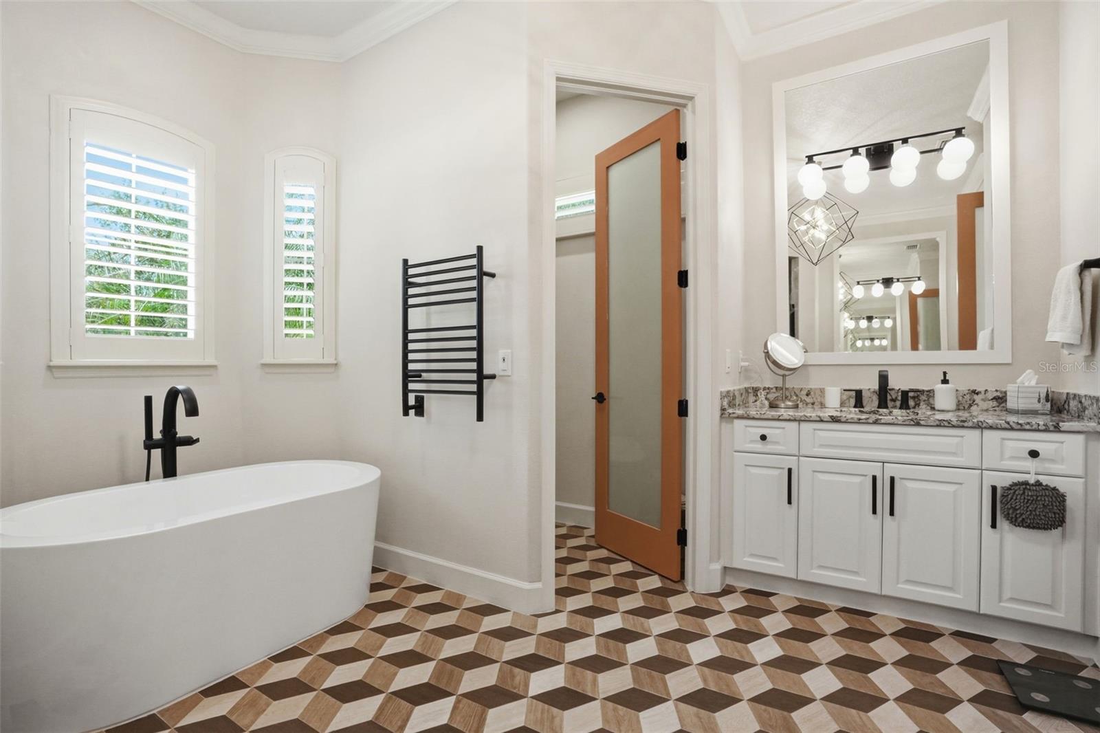 2165 MAJESTIC OAKS BLVD, CLEARWATER, FL, 33759