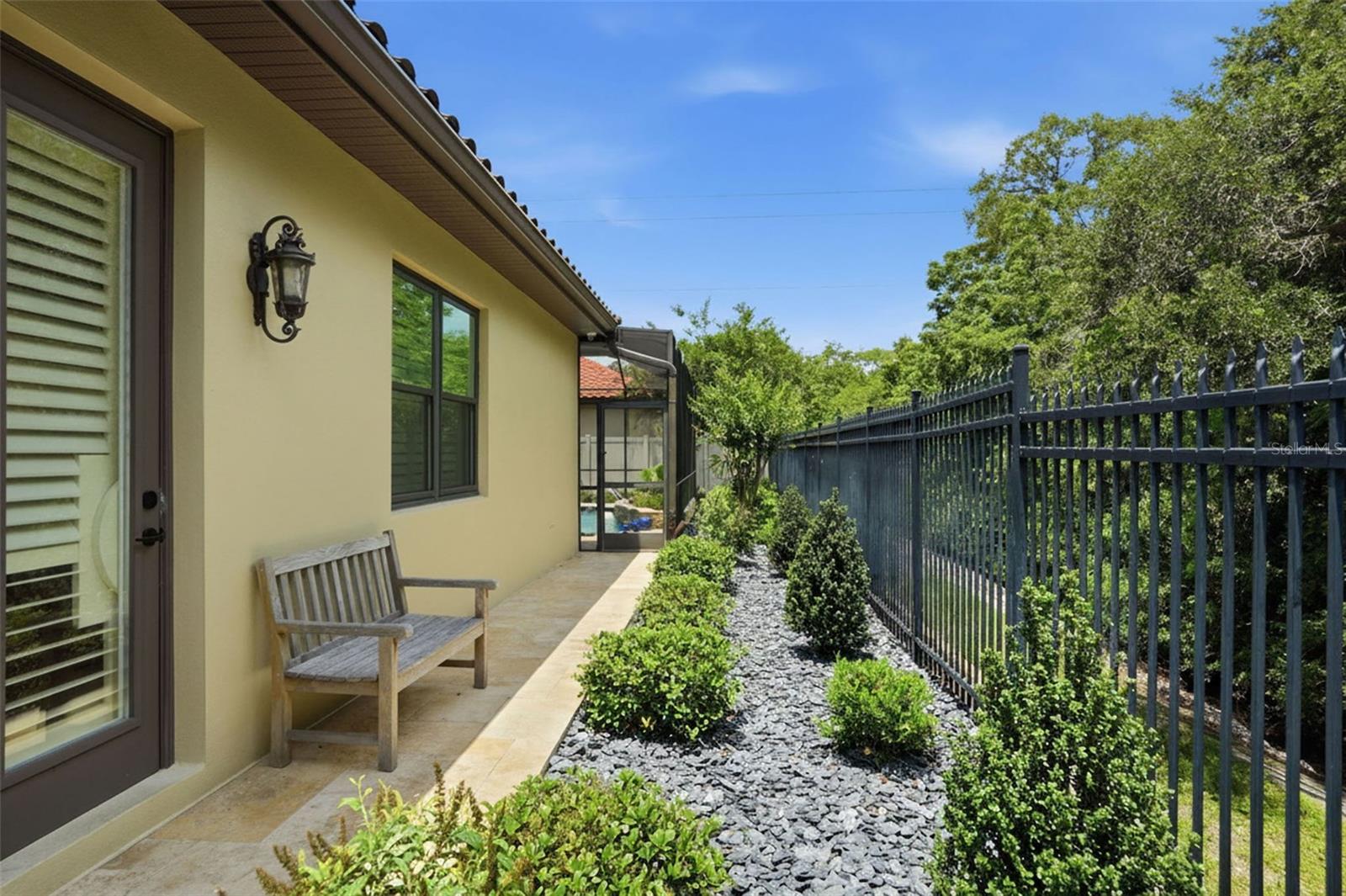 2165 MAJESTIC OAKS BLVD, CLEARWATER, FL, 33759