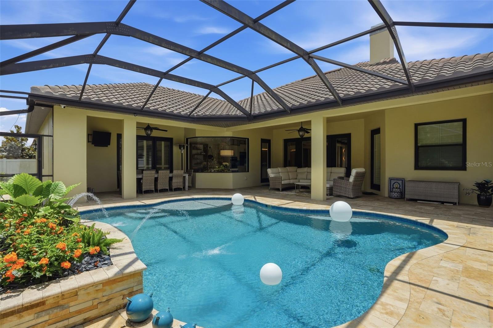 2165 MAJESTIC OAKS BLVD, CLEARWATER, FL, 33759