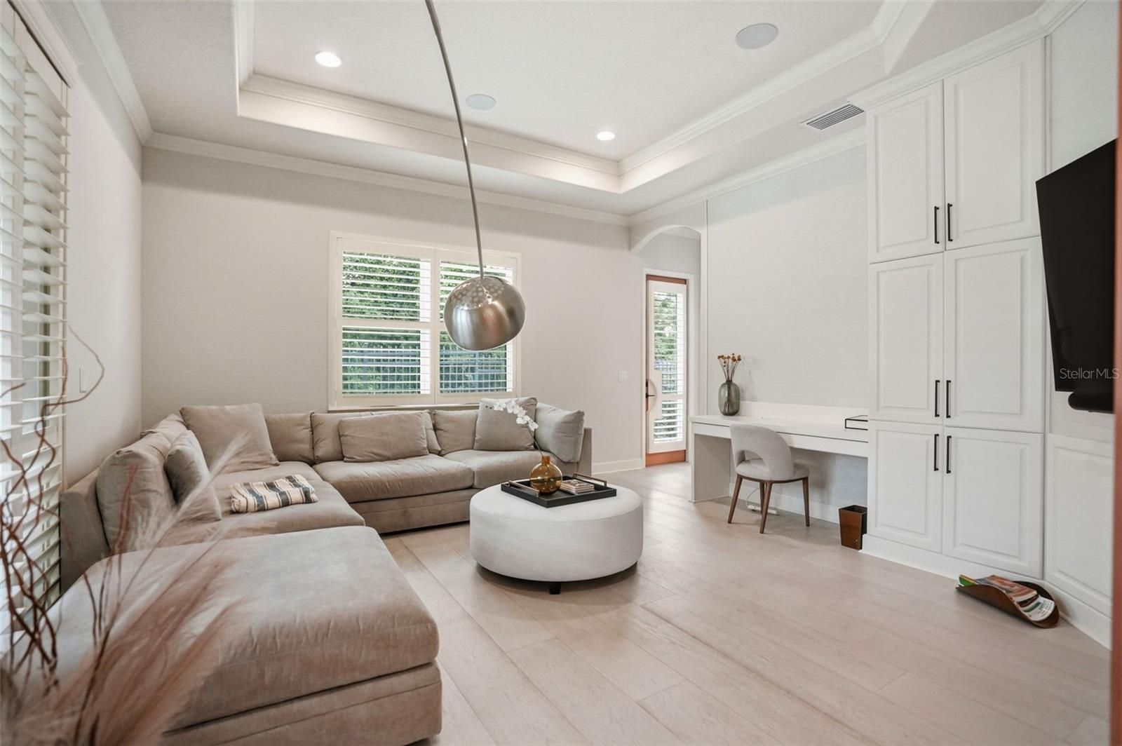 2165 MAJESTIC OAKS BLVD, CLEARWATER, FL, 33759