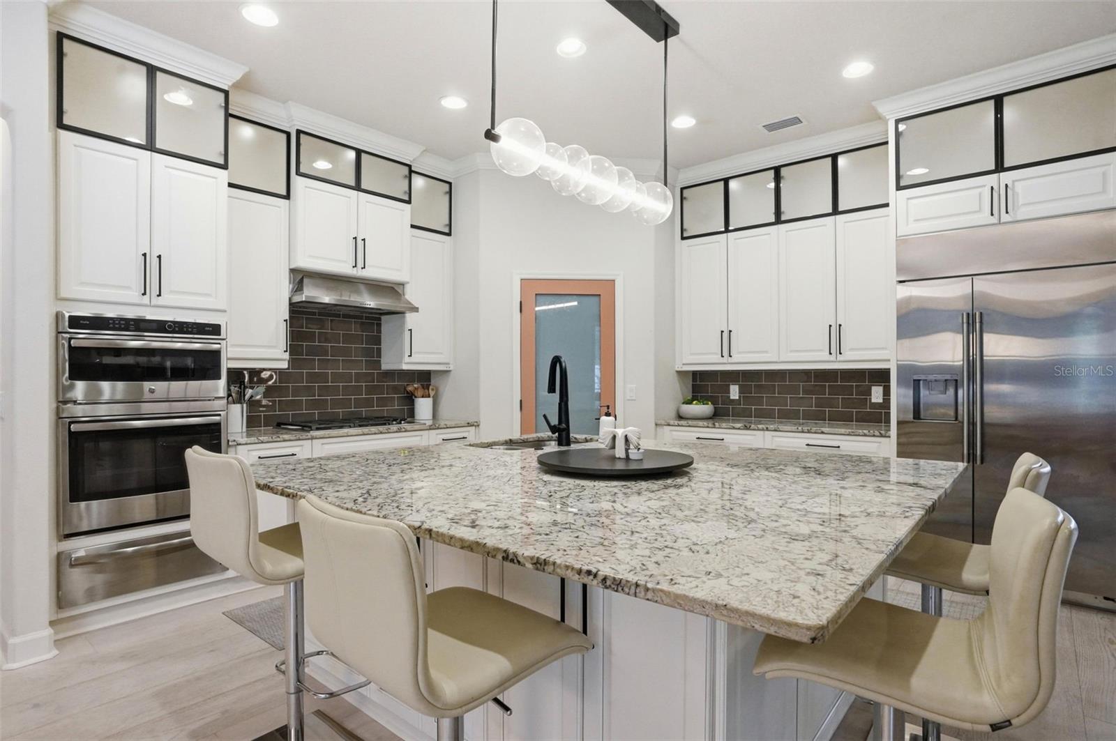 2165 MAJESTIC OAKS BLVD, CLEARWATER, FL, 33759