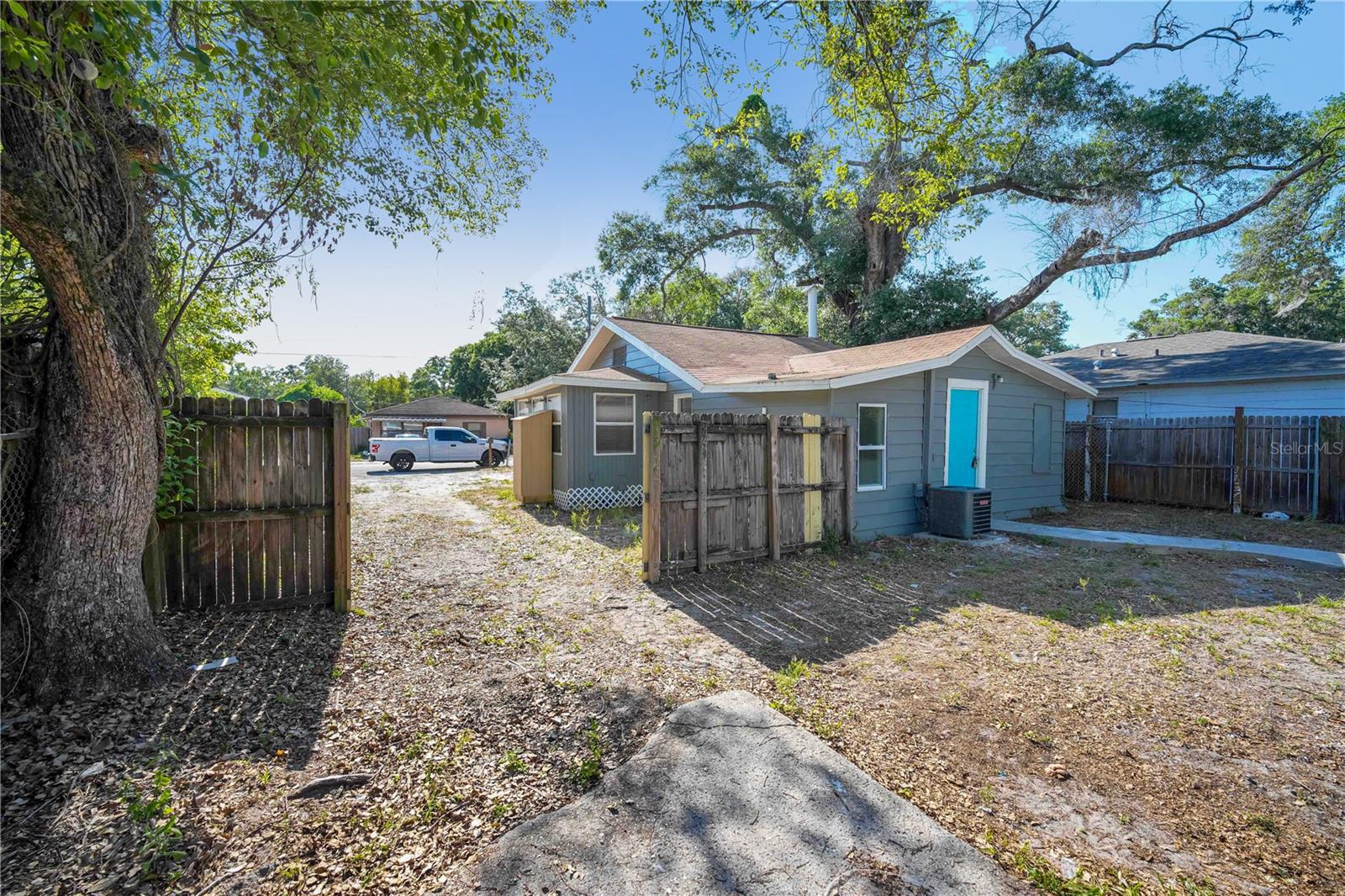 8103 N BROOKS ST, TAMPA, FL, 33604