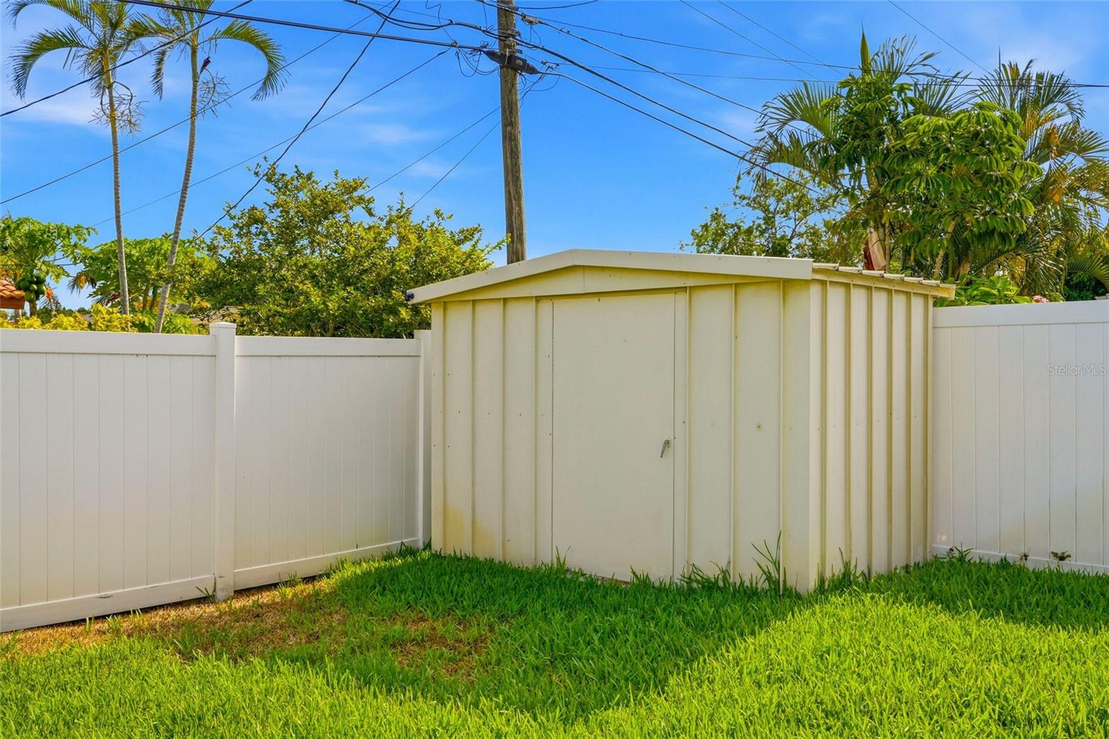 6721 13TH AVE N, ST PETERSBURG, FL, 33710