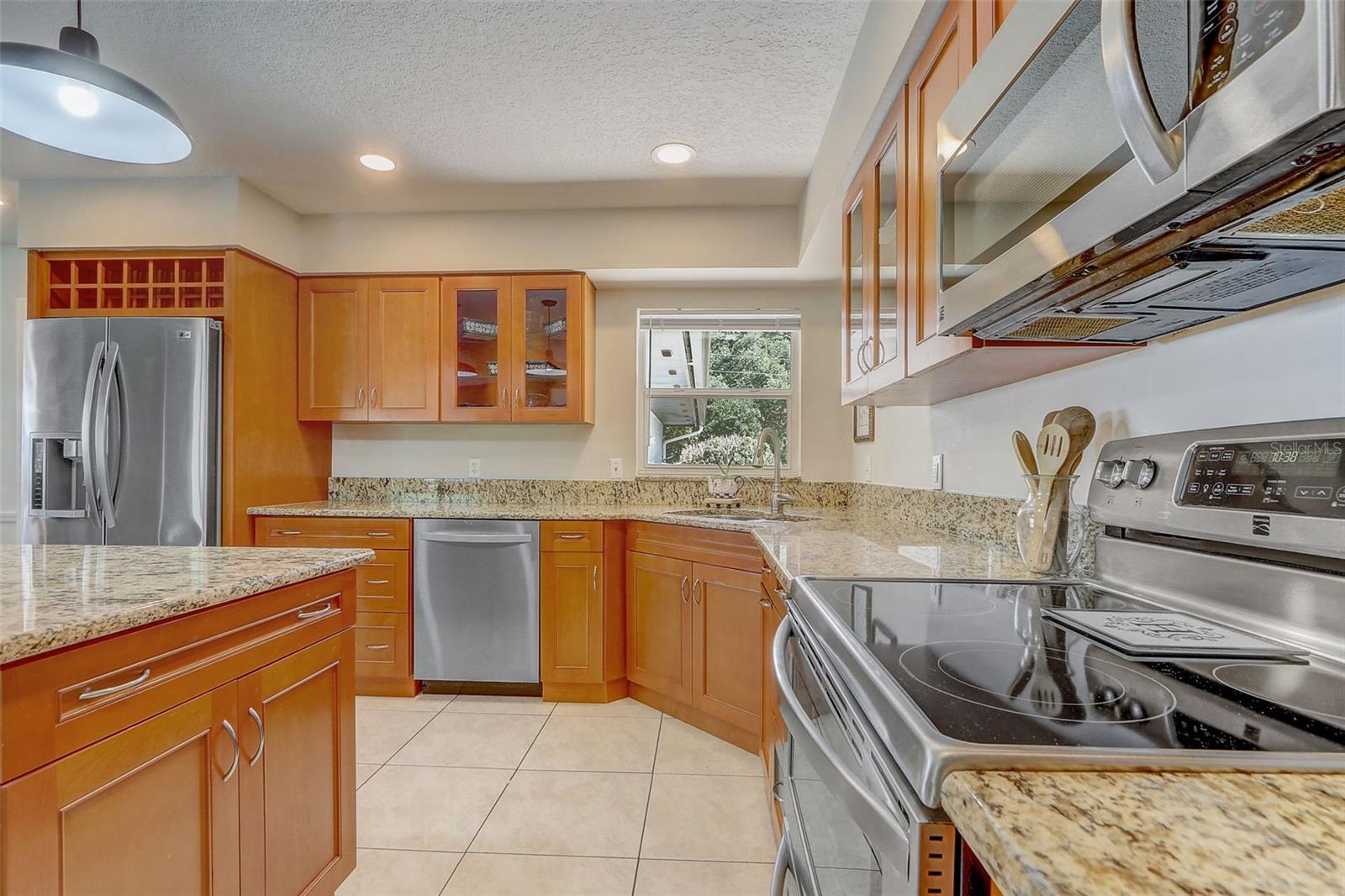 423 OAK HILL DR, ALTAMONTE SPRINGS, FL, 32701