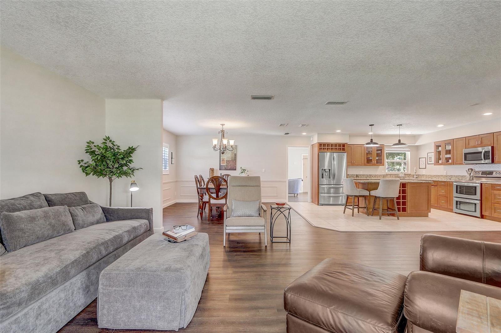 423 OAK HILL DR, ALTAMONTE SPRINGS, FL, 32701