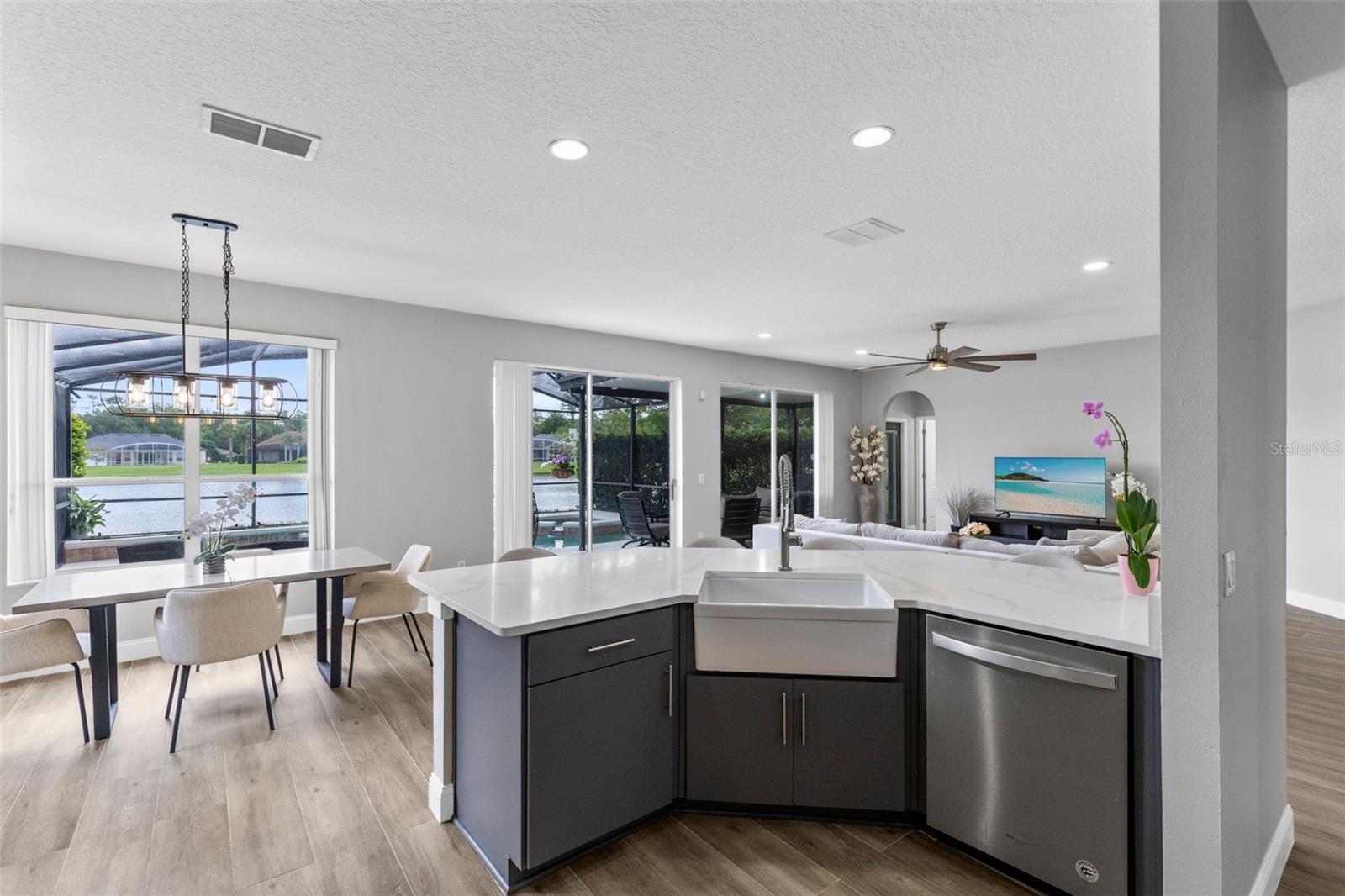 3425 STERLING LAKE CIR, OVIEDO, FL, 32765