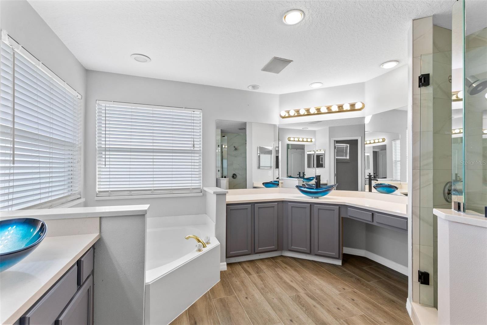 3425 STERLING LAKE CIR, OVIEDO, FL, 32765