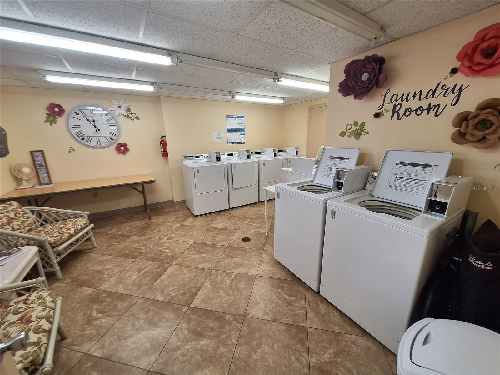 2437 HARBOR BLVD #202, PORT CHARLOTTE, FL, 33952