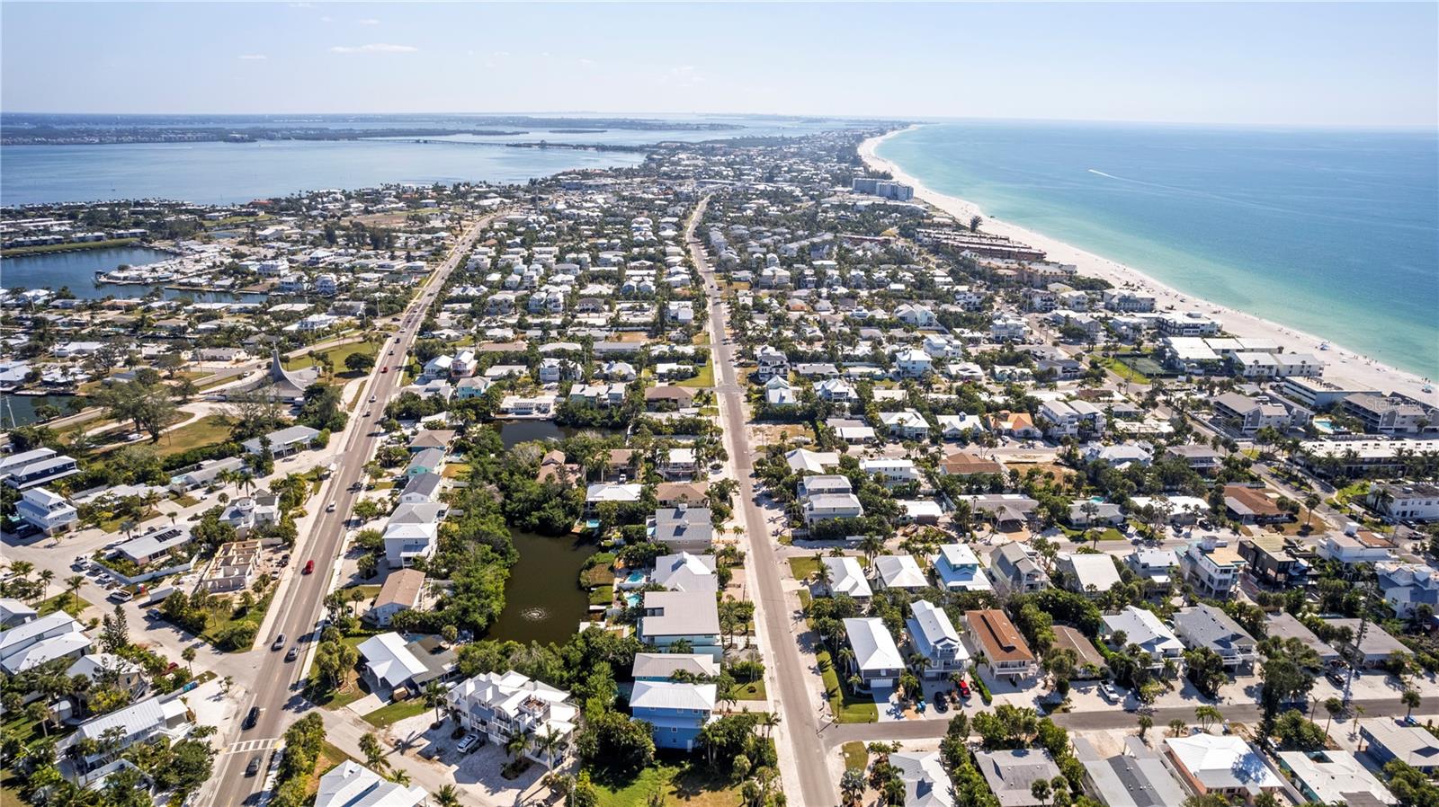 7005 HOLMES BLVD, HOLMES BEACH, FL, 34217