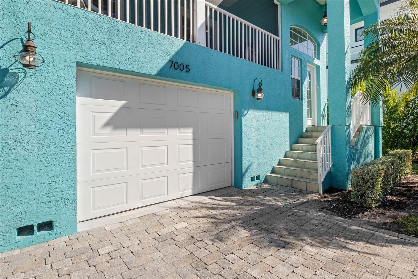 7005 HOLMES BLVD, HOLMES BEACH, FL, 34217
