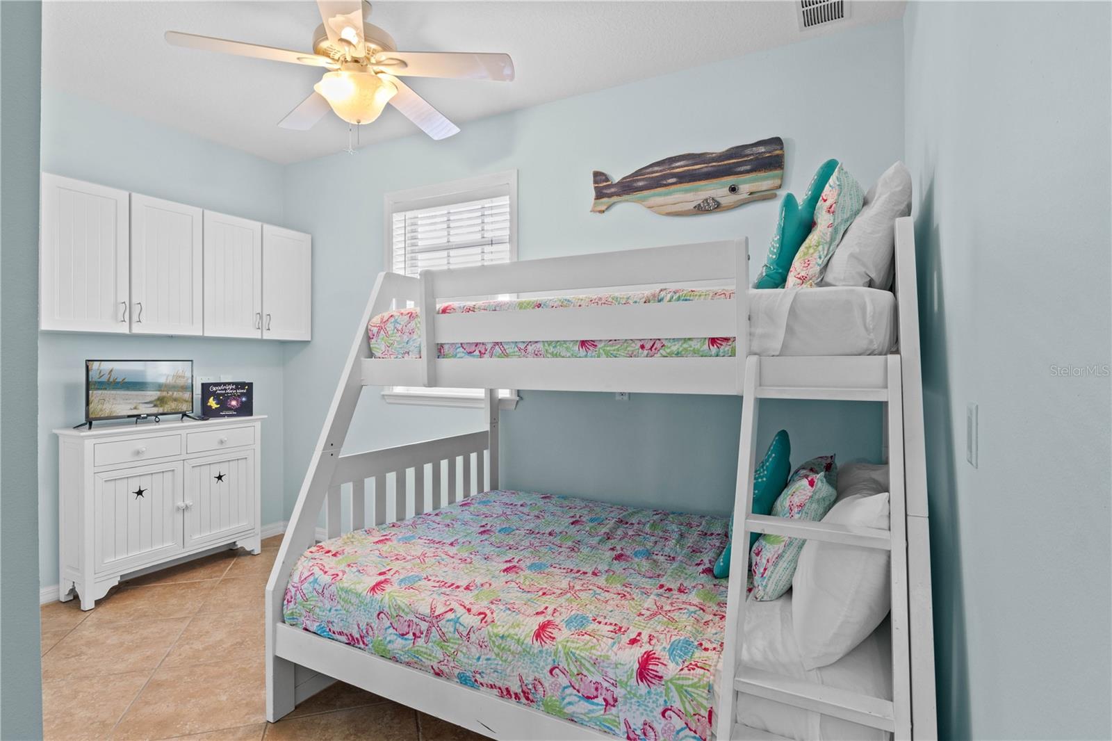 7005 HOLMES BLVD, HOLMES BEACH, FL, 34217