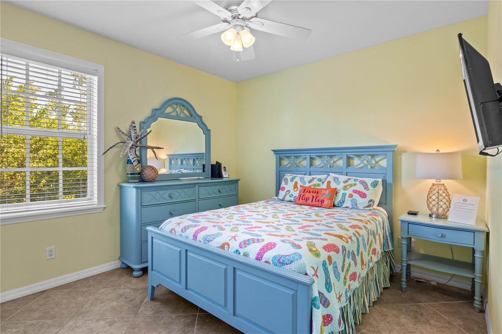 7005 HOLMES BLVD, HOLMES BEACH, FL, 34217