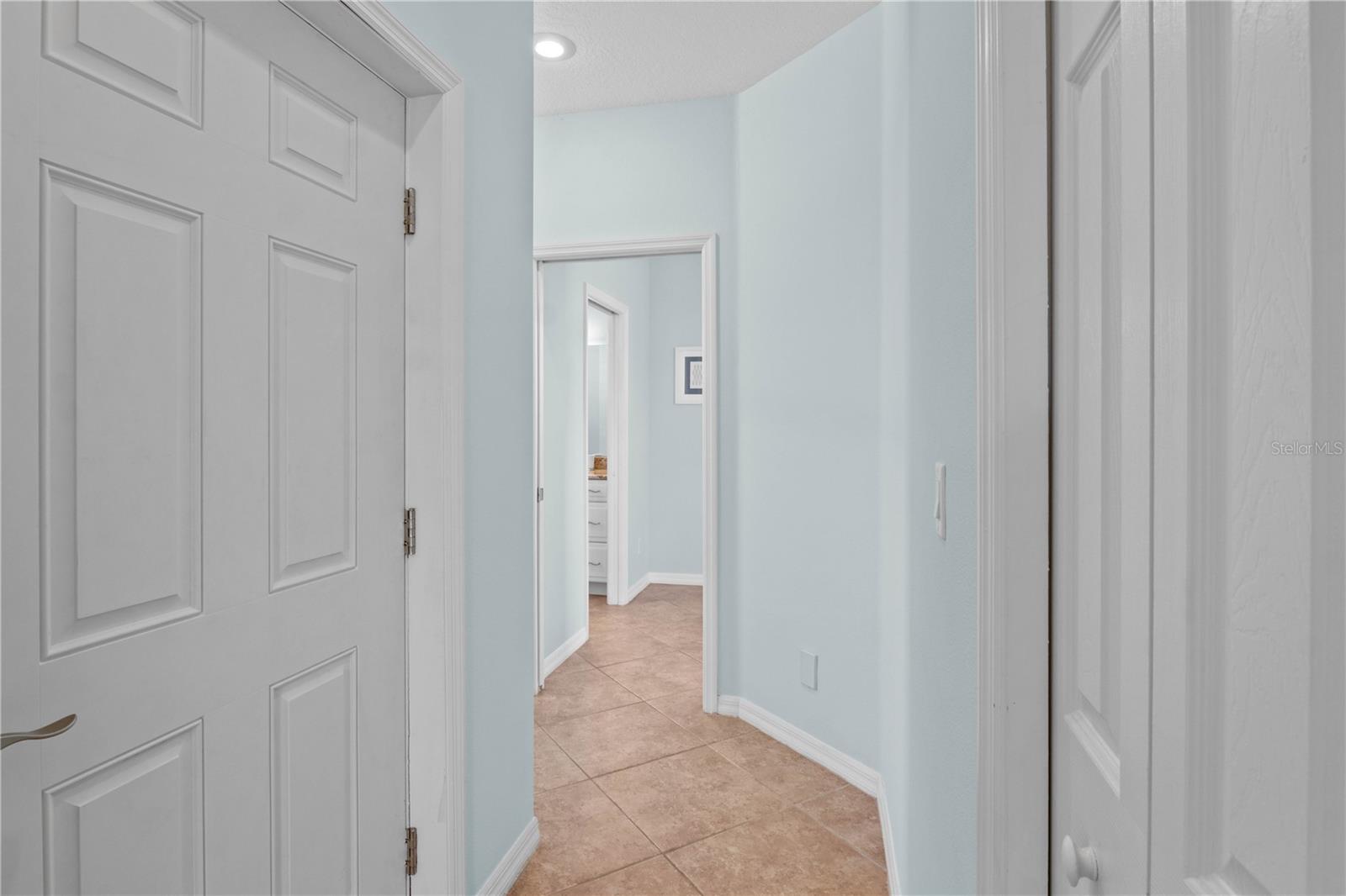7005 HOLMES BLVD, HOLMES BEACH, FL, 34217