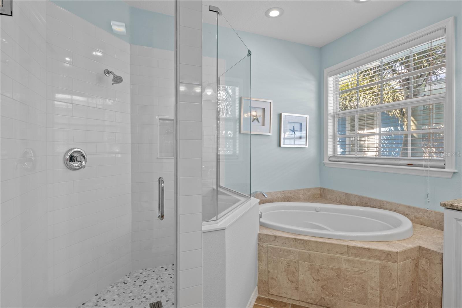 7005 HOLMES BLVD, HOLMES BEACH, FL, 34217