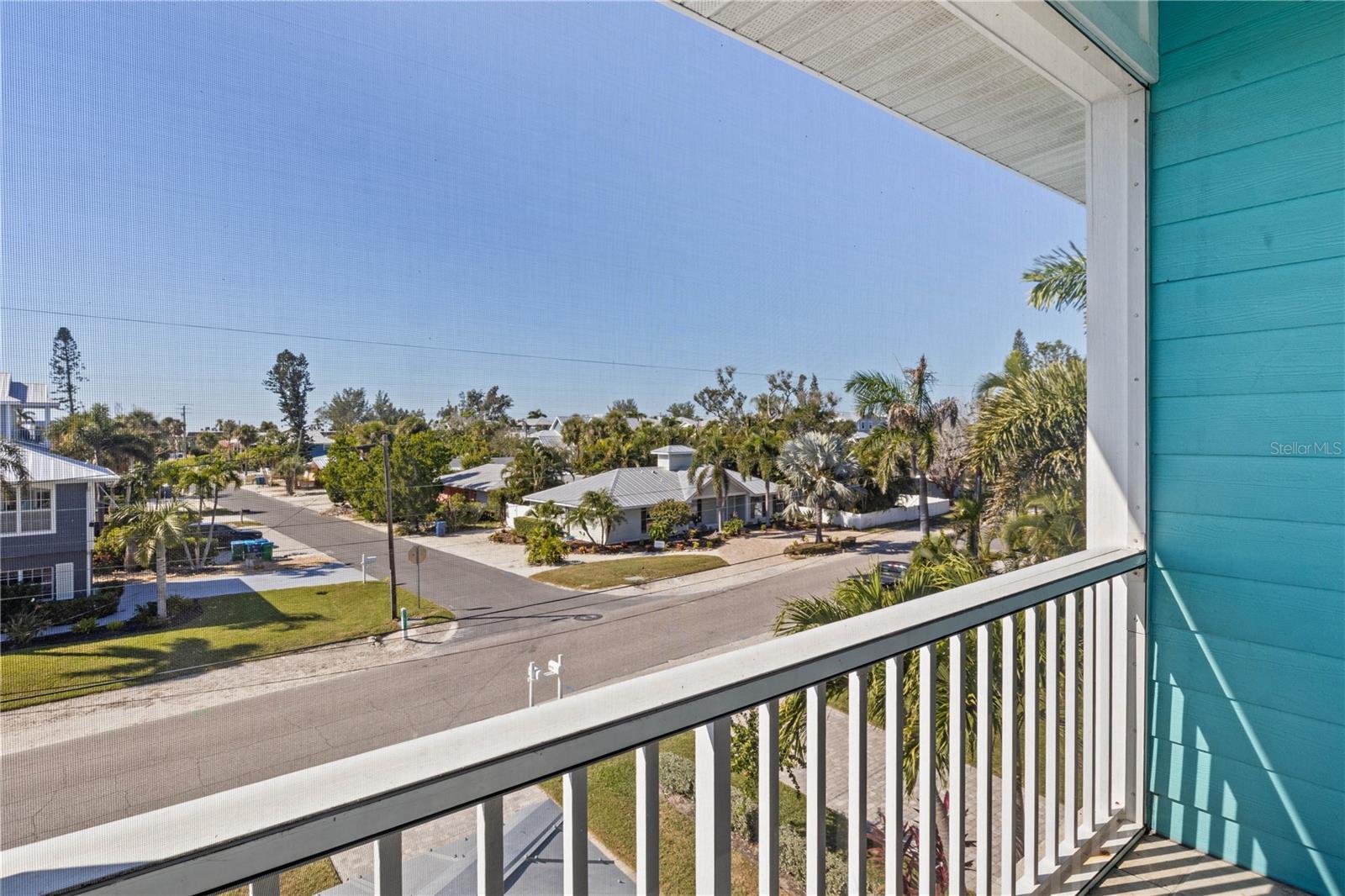 7005 HOLMES BLVD, HOLMES BEACH, FL, 34217