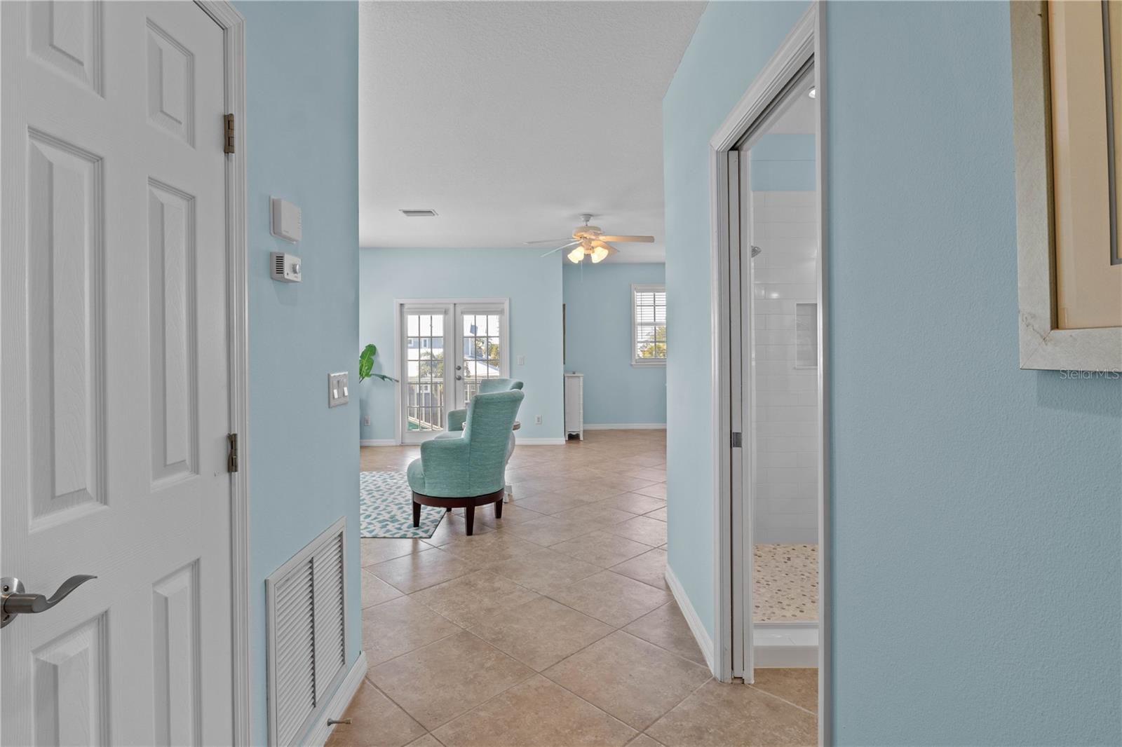 7005 HOLMES BLVD, HOLMES BEACH, FL, 34217