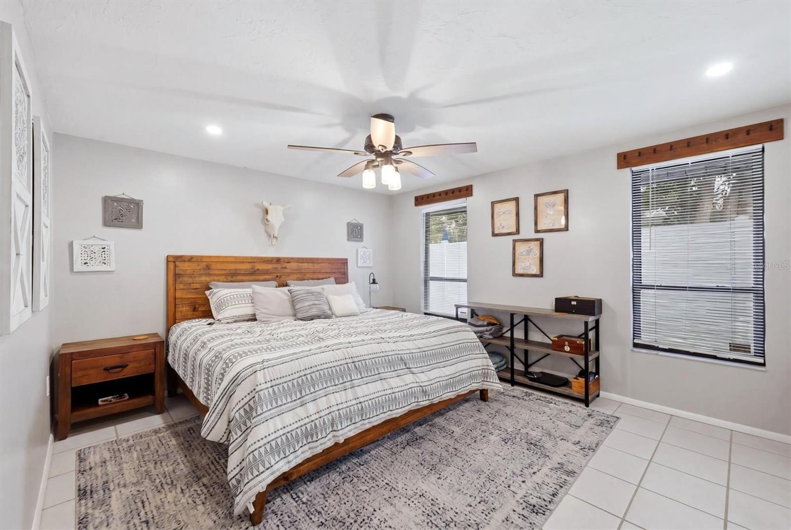 4913 ALMANZA AVE, SARASOTA, FL, 34235