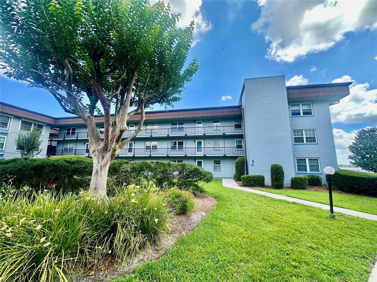 333 LAKE HOWARD DR NW #304B, WINTER HAVEN, FL, 33880