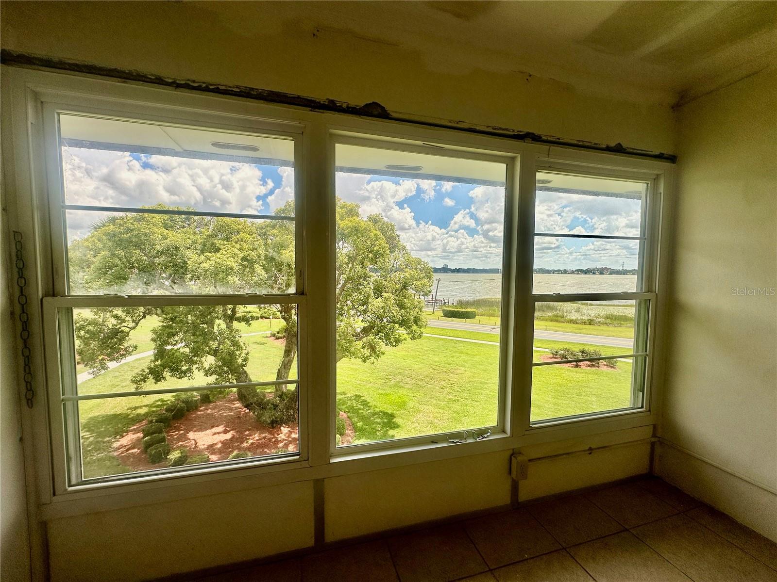 333 LAKE HOWARD DR NW #304B, WINTER HAVEN, FL, 33880