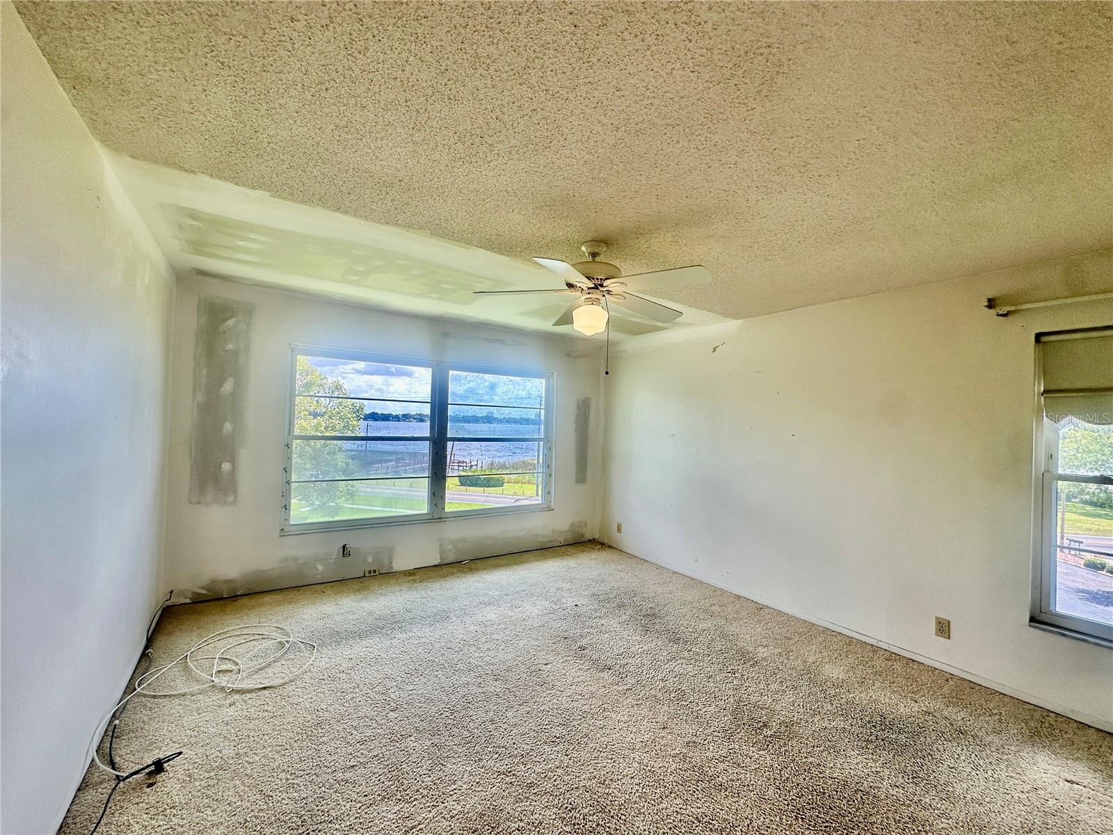 333 LAKE HOWARD DR NW #304B, WINTER HAVEN, FL, 33880