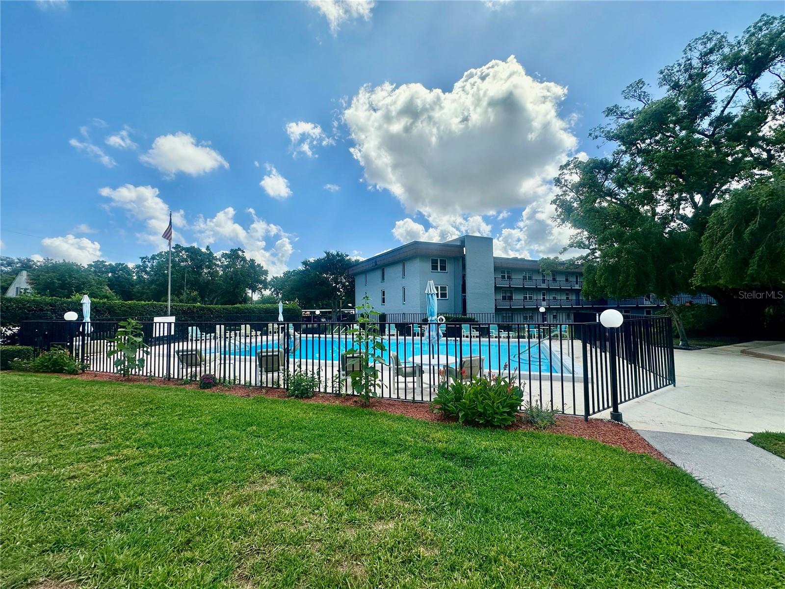 333 LAKE HOWARD DR NW #304B, WINTER HAVEN, FL, 33880