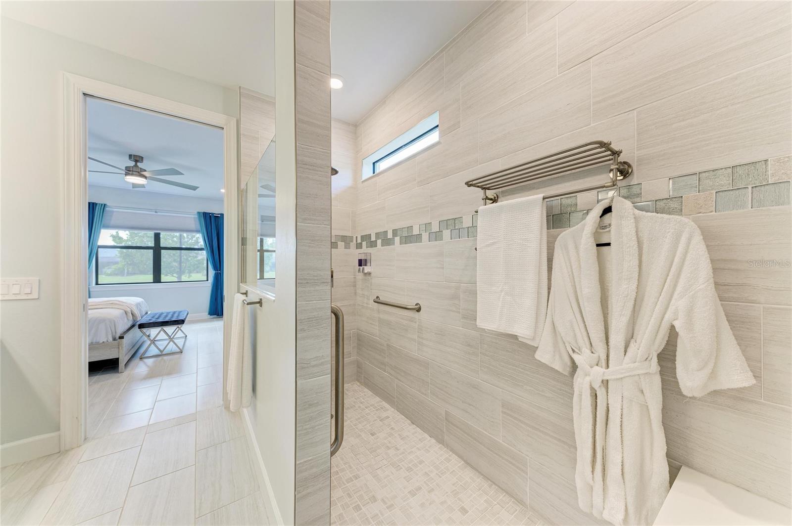 7412 SUMMERLAND CV, LAKEWOOD RANCH, FL, 34202