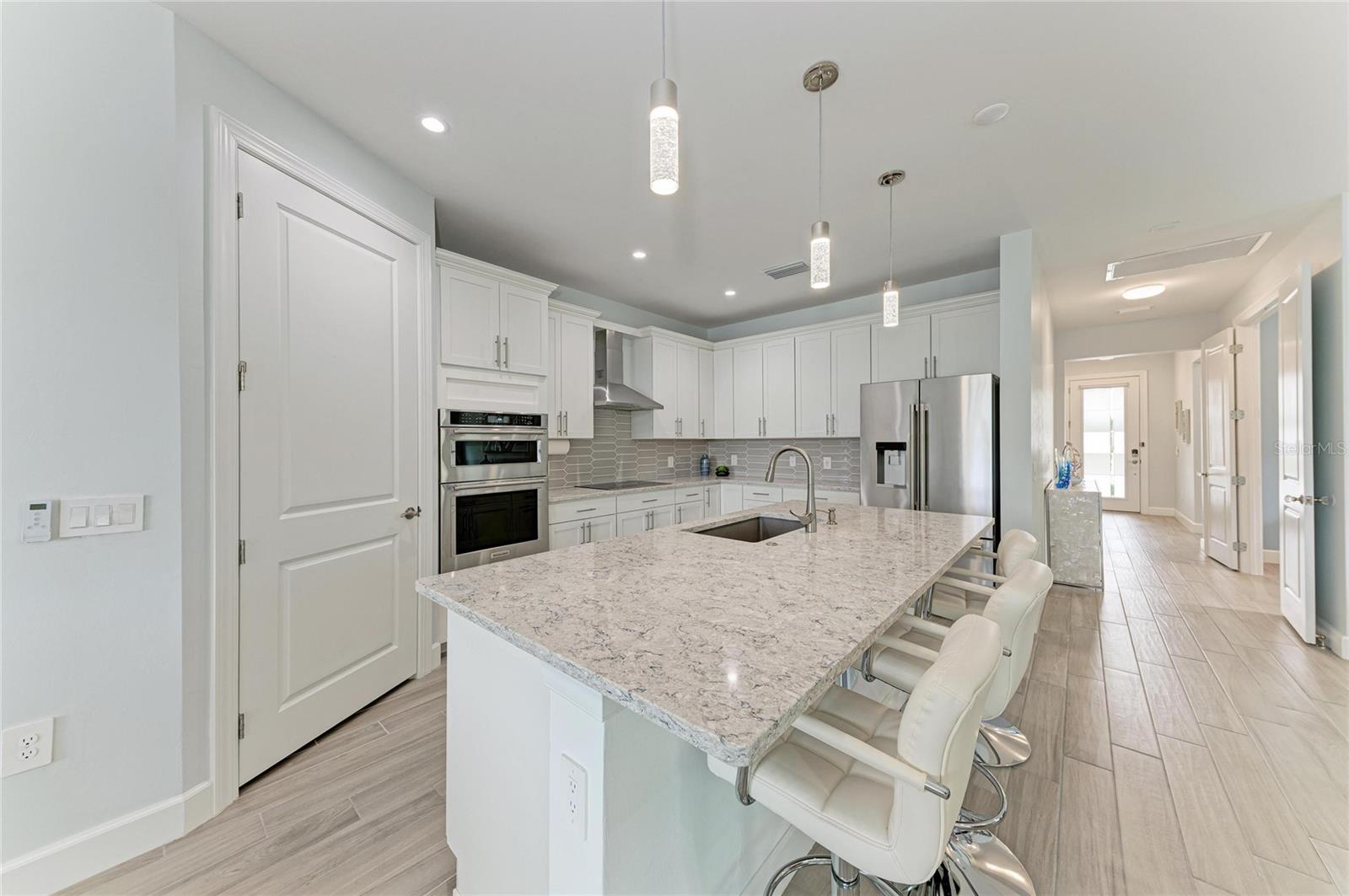 7412 SUMMERLAND CV, LAKEWOOD RANCH, FL, 34202