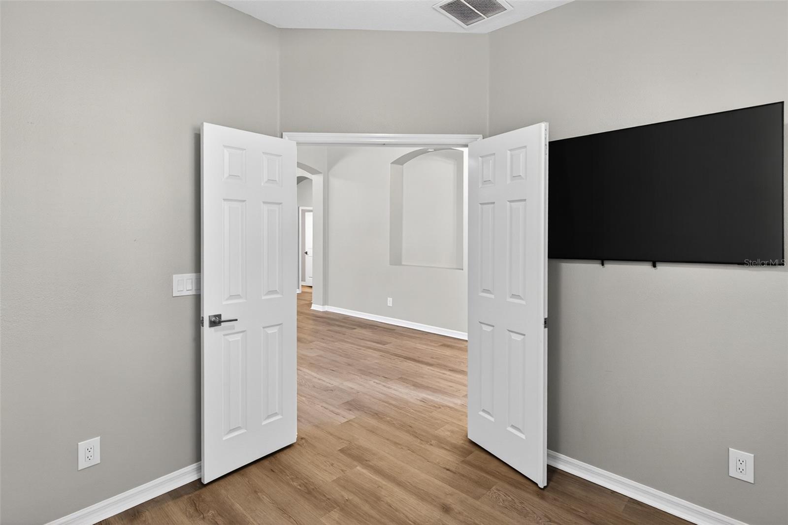 9669 LELAND DR, ORLANDO, FL, 32827