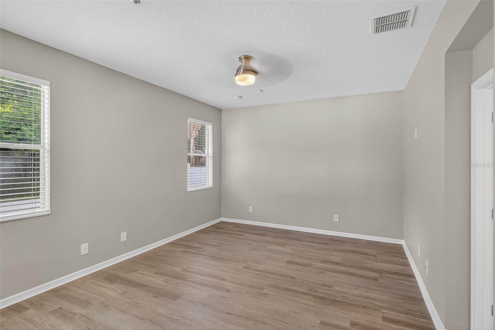 9669 LELAND DR, ORLANDO, FL, 32827