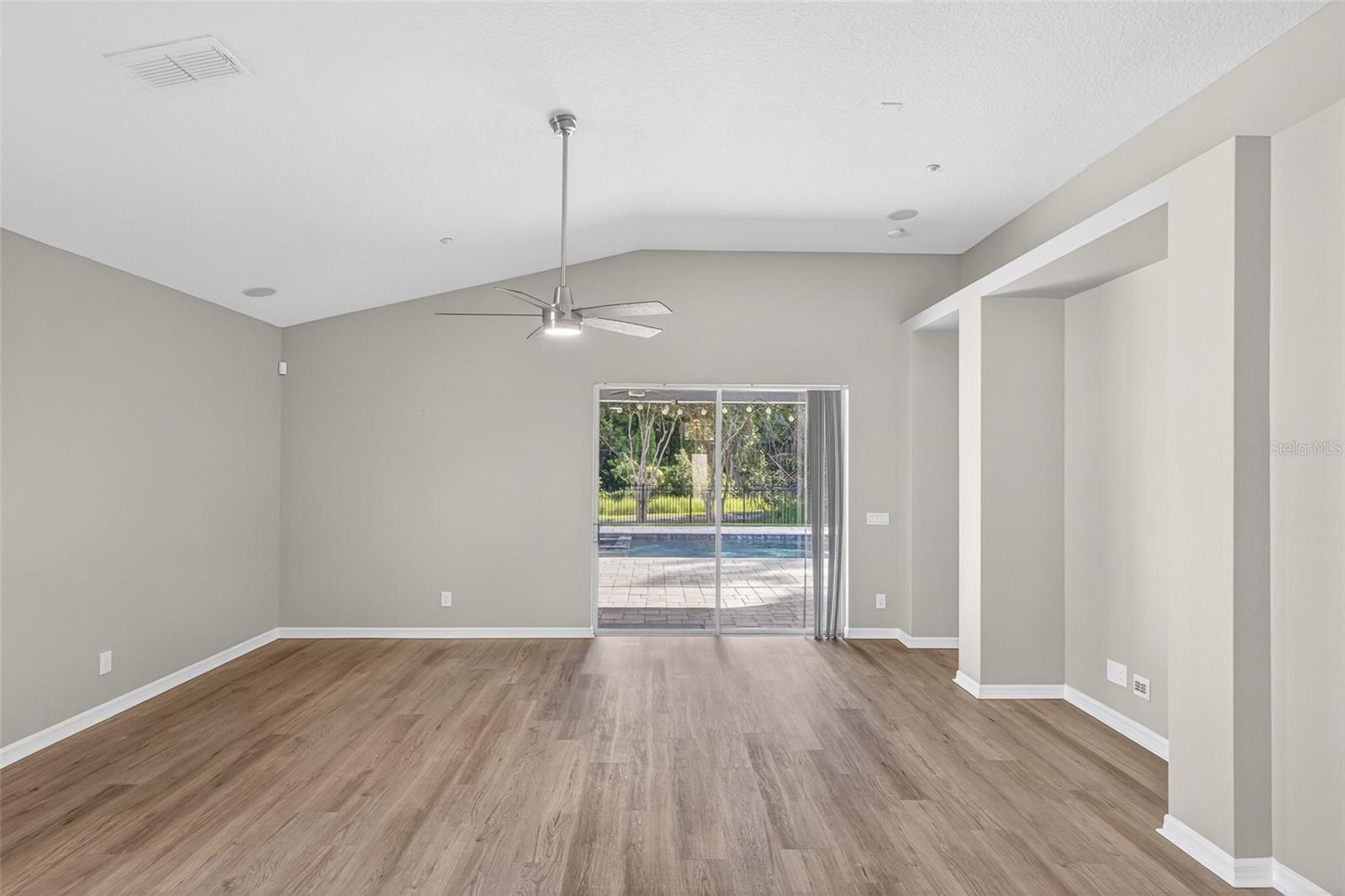 9669 LELAND DR, ORLANDO, FL, 32827