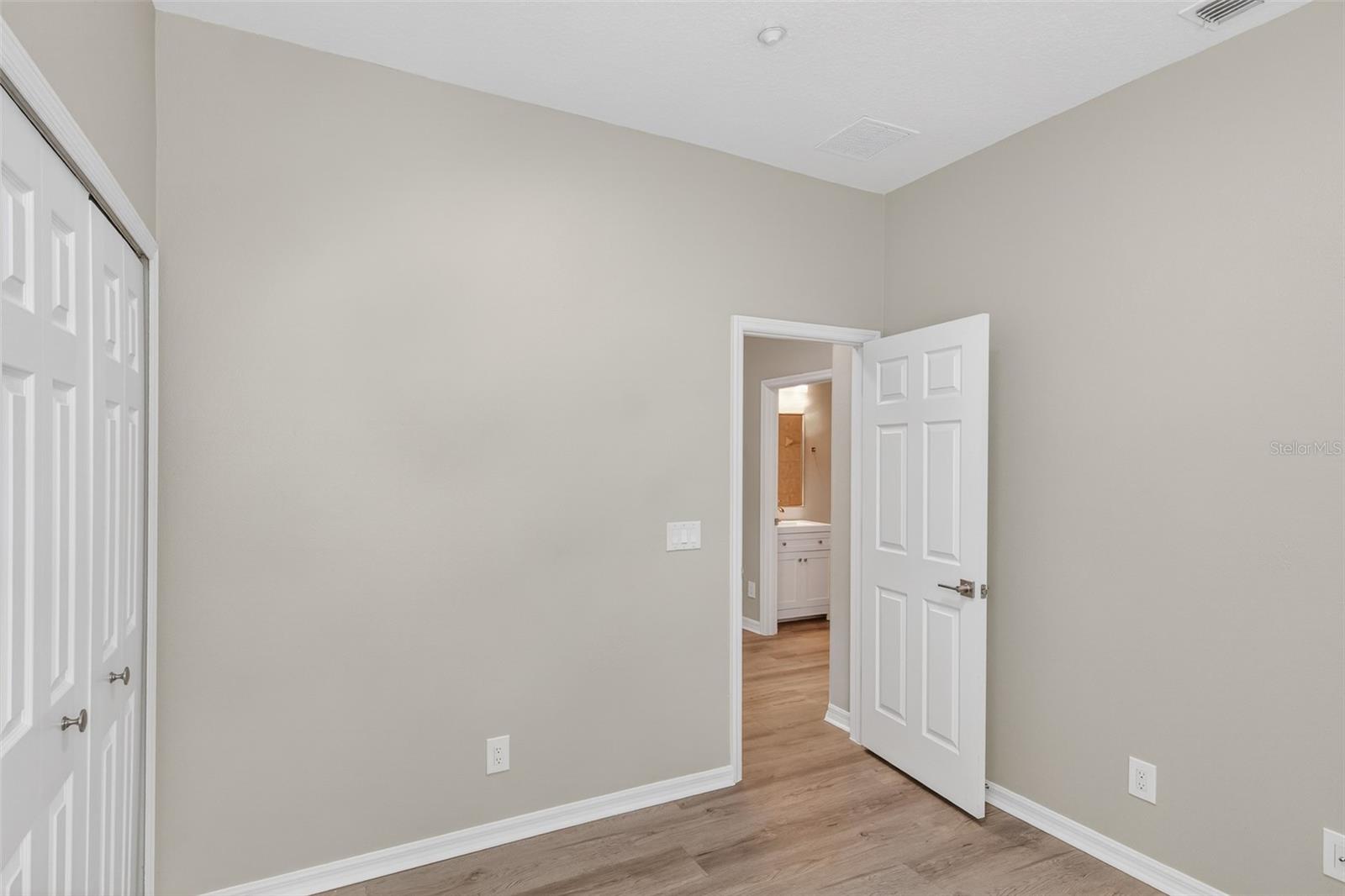 9669 LELAND DR, ORLANDO, FL, 32827