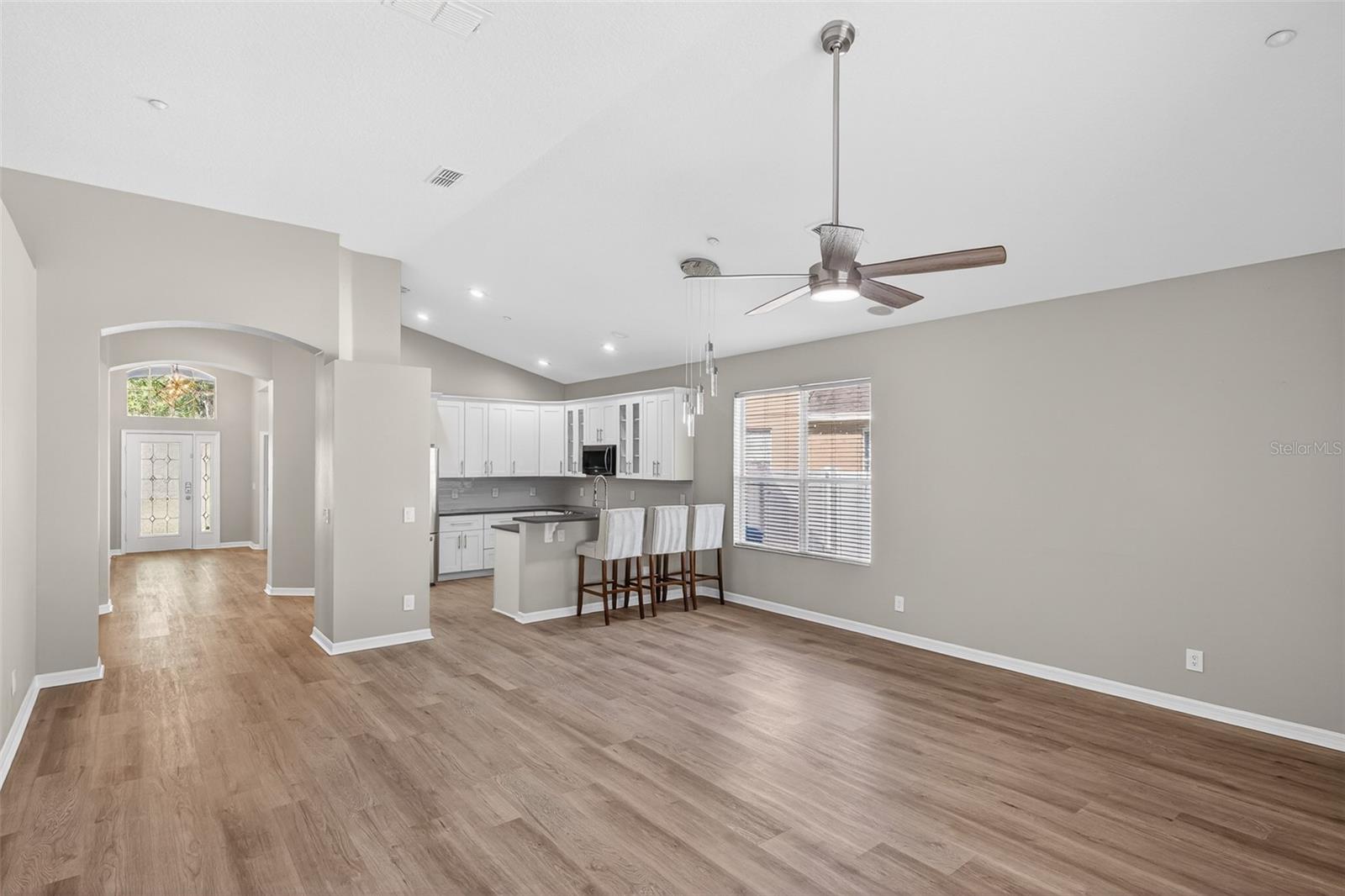 9669 LELAND DR, ORLANDO, FL, 32827
