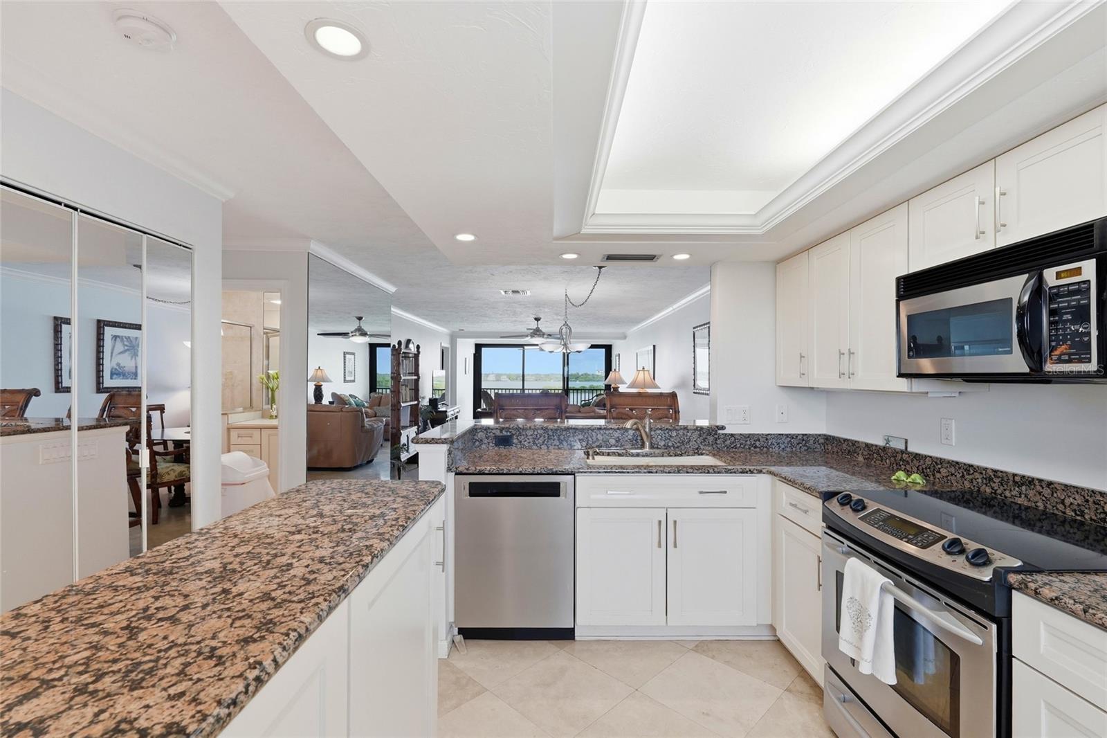 8977 MIDNIGHT PASS RD #519, SARASOTA, FL, 34242