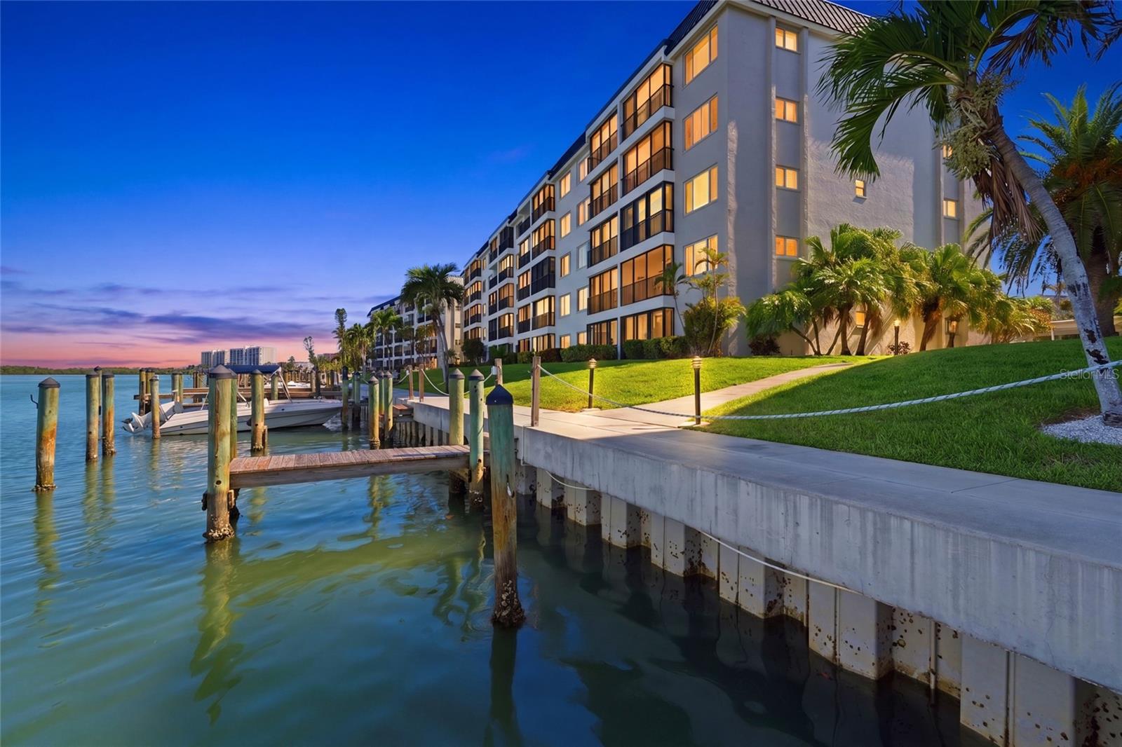 8977 MIDNIGHT PASS RD #519, SARASOTA, FL, 34242