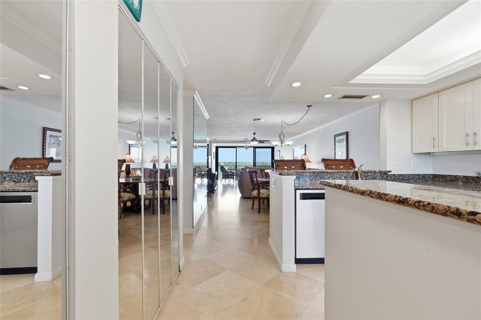 8977 MIDNIGHT PASS RD #519, SARASOTA, FL, 34242