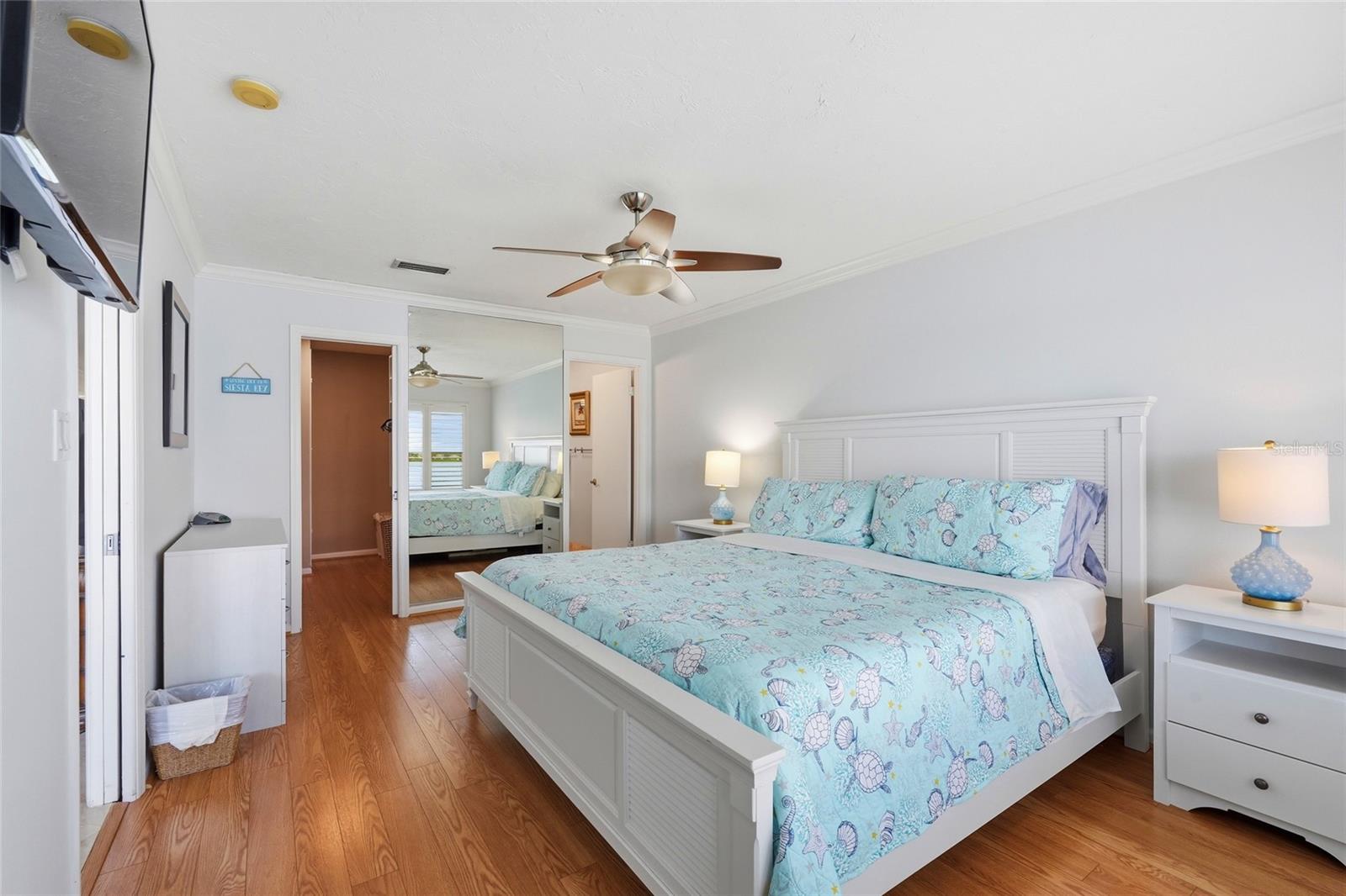 8977 MIDNIGHT PASS RD #519, SARASOTA, FL, 34242