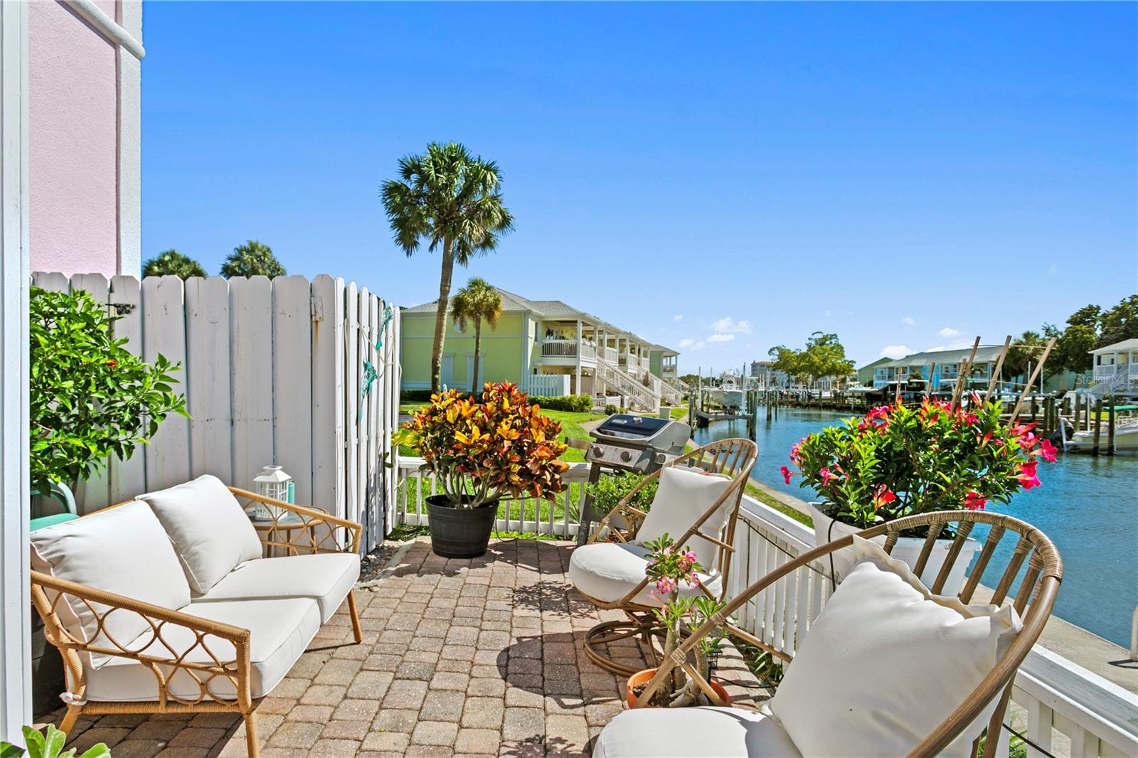 5175 COQUINA KEY DR SE #A, ST PETERSBURG, FL, 33705