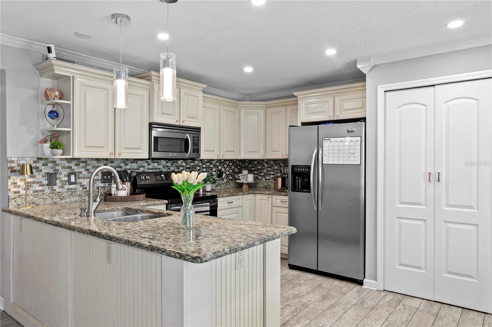 5175 COQUINA KEY DR SE #A, ST PETERSBURG, FL, 33705