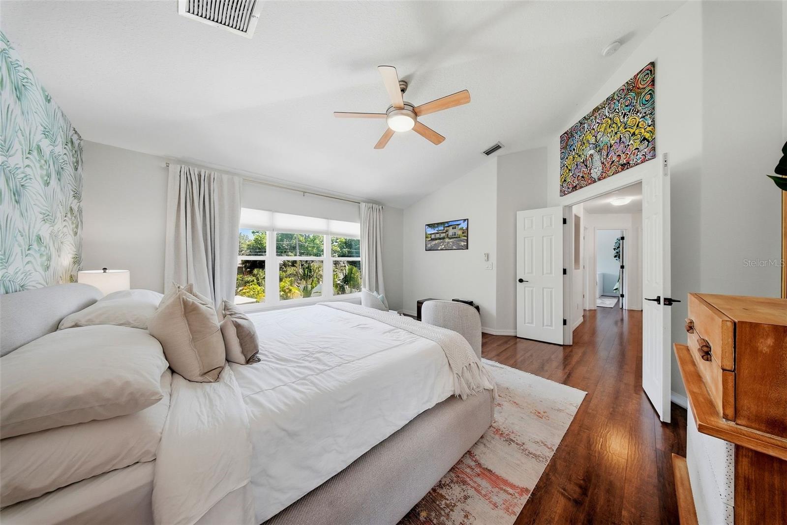 236 15TH AVE SE, ST PETERSBURG, FL, 33701