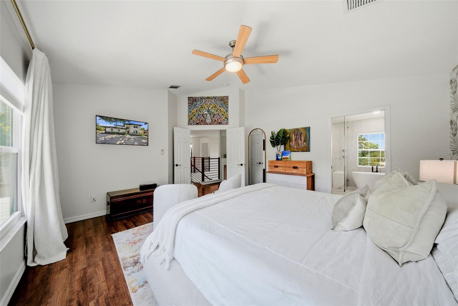 236 15TH AVE SE, ST PETERSBURG, FL, 33701