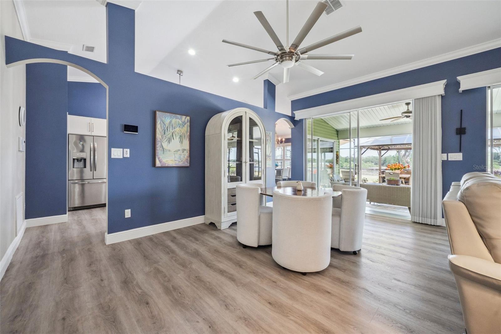 4750 SAWGRASS LAKE CIR, LEESBURG, FL, 34748
